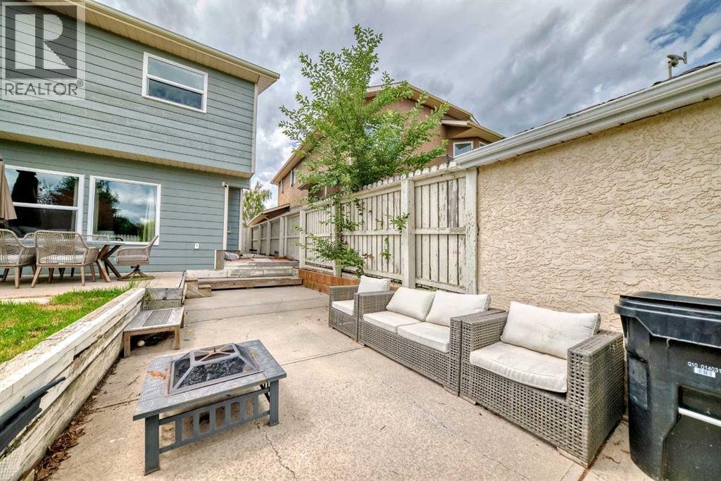 Photo 45 of 60 Sunlake Road Se, Calgary AB
