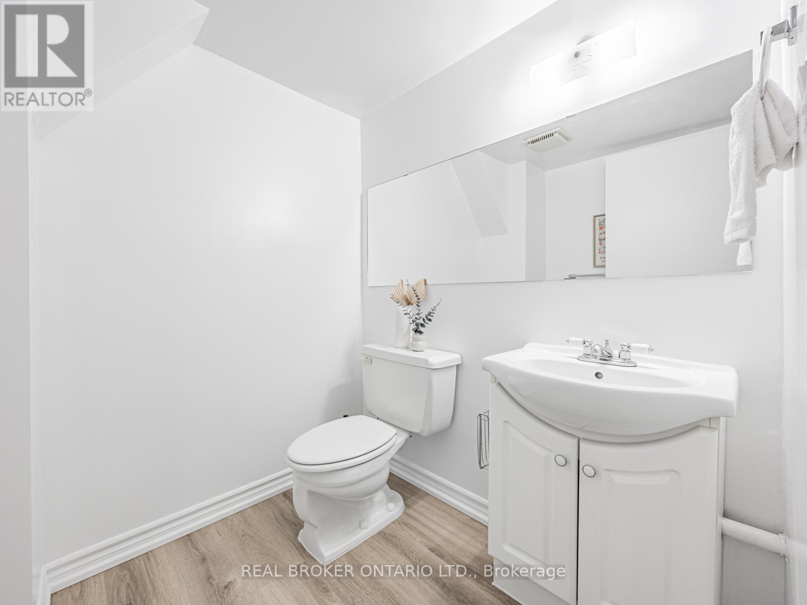 Photo 25 of 20 30 Dundalk Drive, Toronto ON