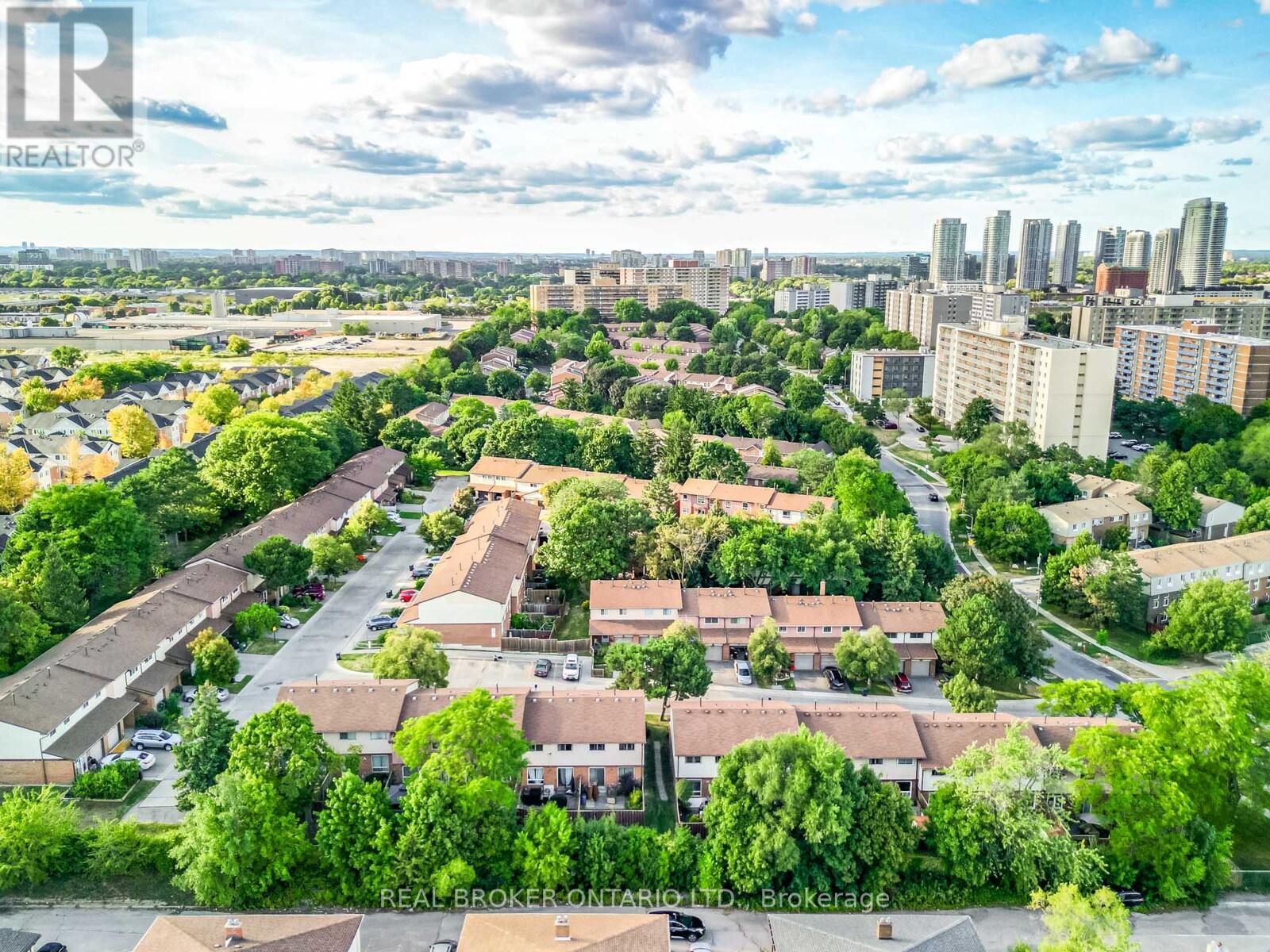 Photo 33 of 20 30 Dundalk Drive, Toronto ON