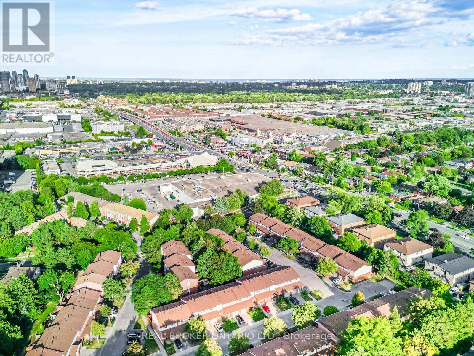 Photo 36 of 20 30 Dundalk Drive, Toronto ON