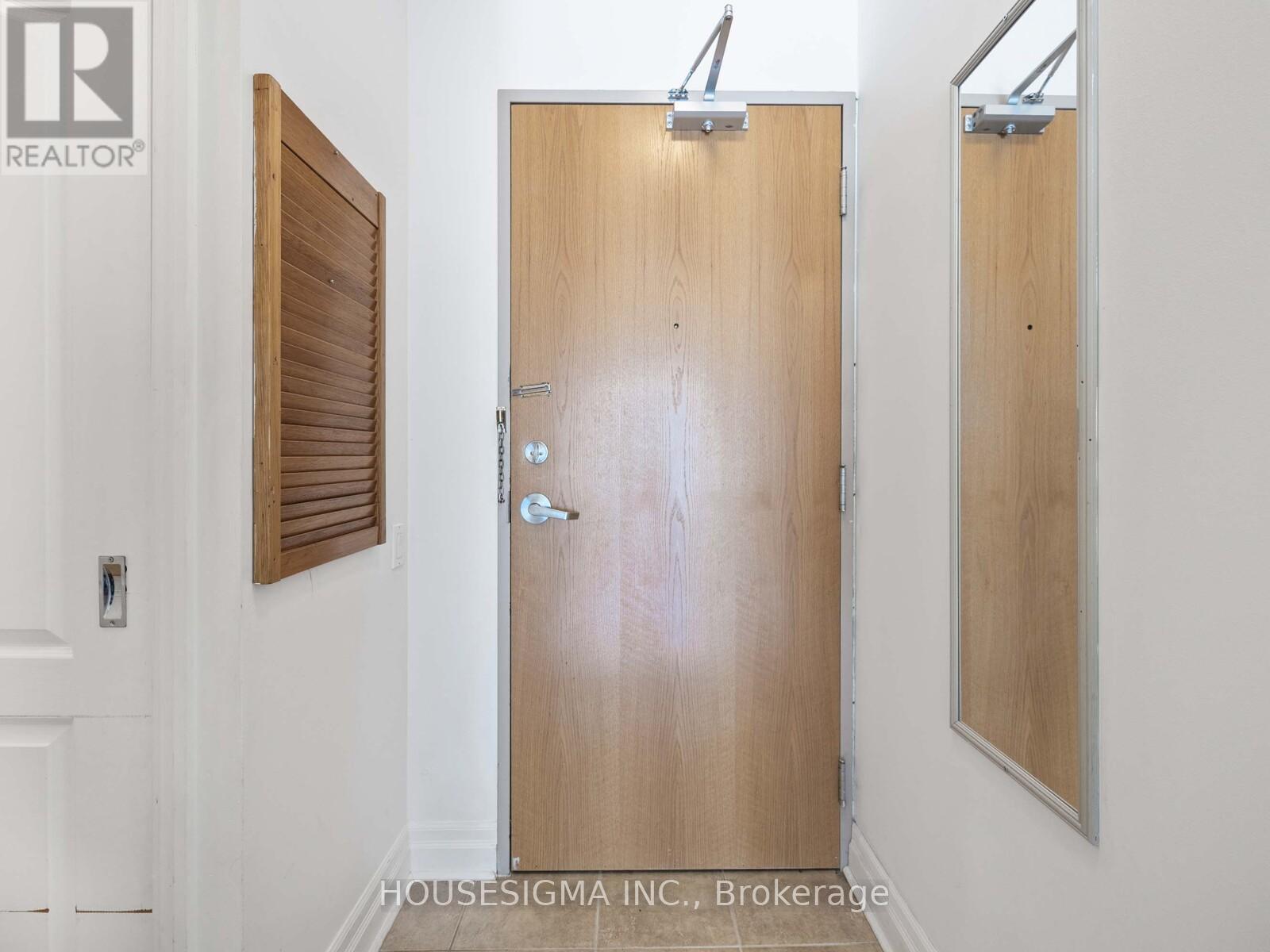 Photo 7 of 313 44 Bond Street W, Oshawa ON