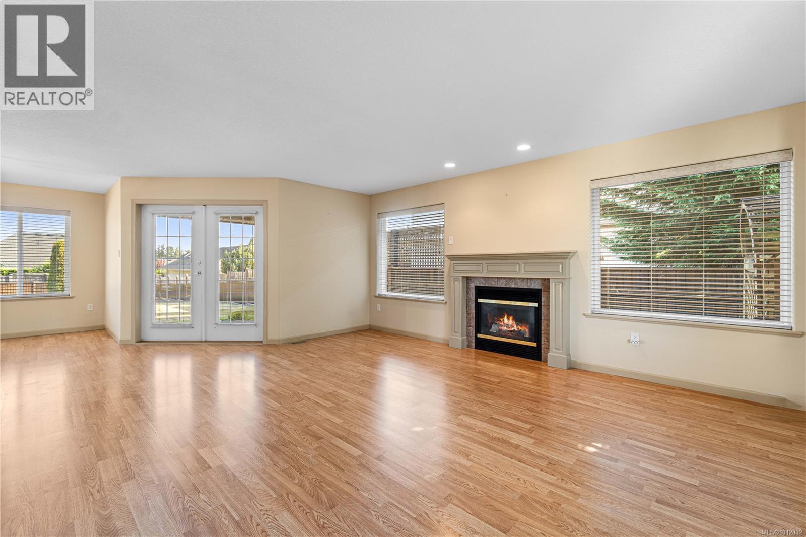Photo 14 of 1067 Yellowbrick Rd, Parksville BC