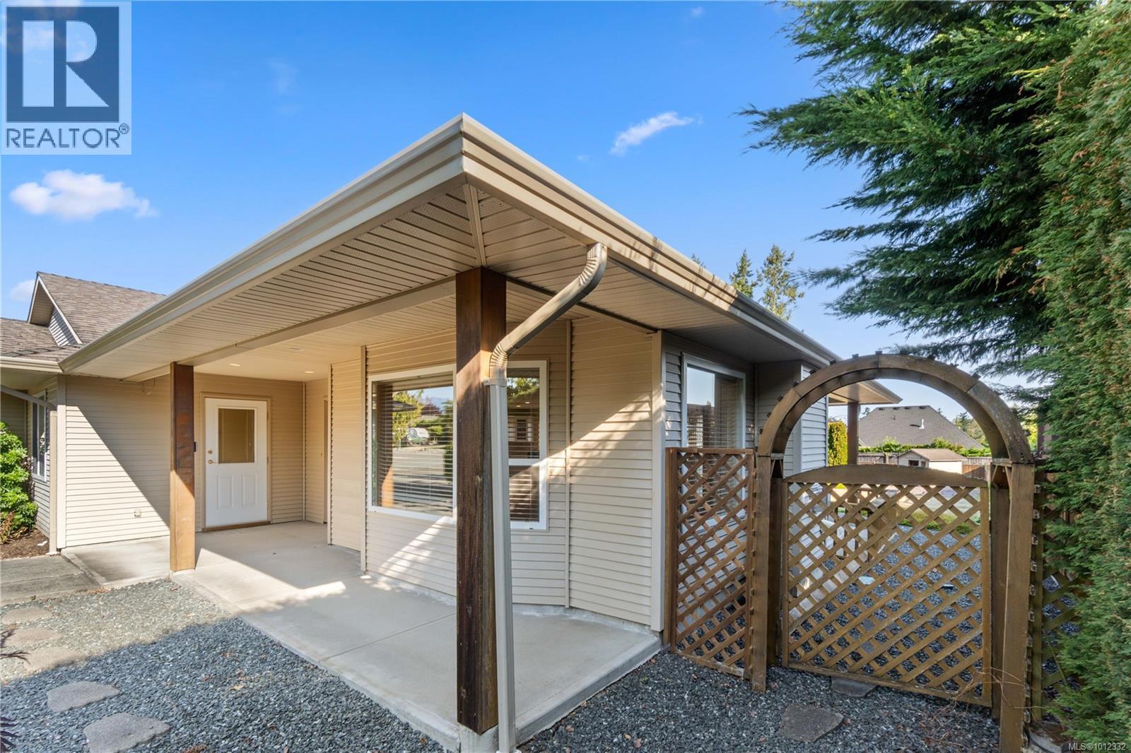 Photo 35 of 1067 Yellowbrick Rd, Parksville BC