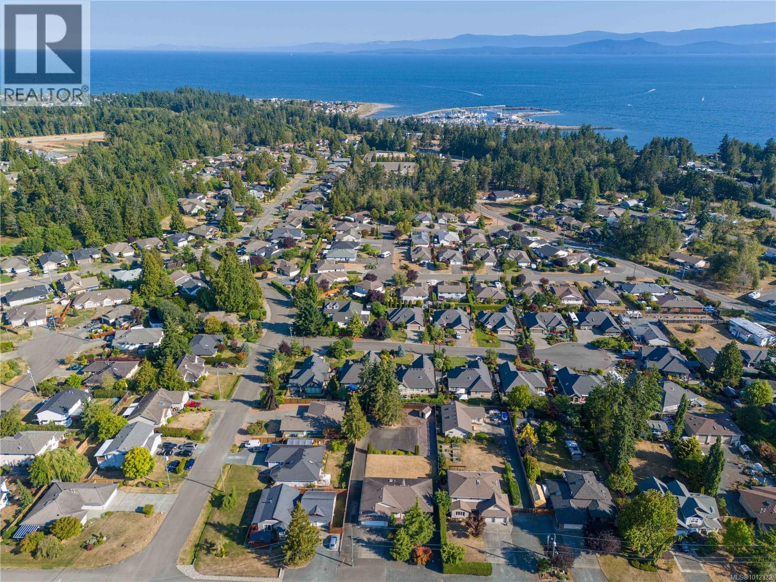 Photo 39 of 1067 Yellowbrick Rd, Parksville BC
