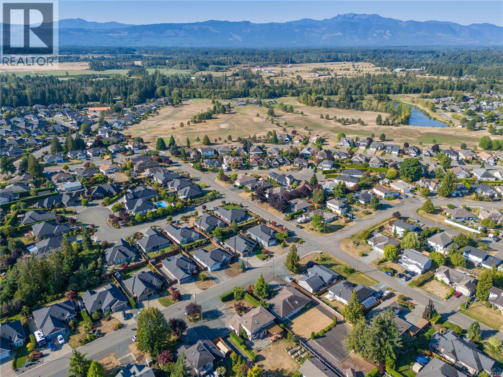Photo 42 of 1067 Yellowbrick Rd, Parksville BC