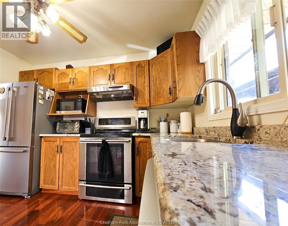 Photo 13 of 8 Lancefield Place, Chatham ON
