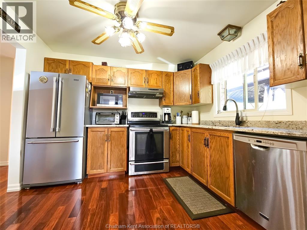 Photo 14 of 8 Lancefield Place, Chatham ON