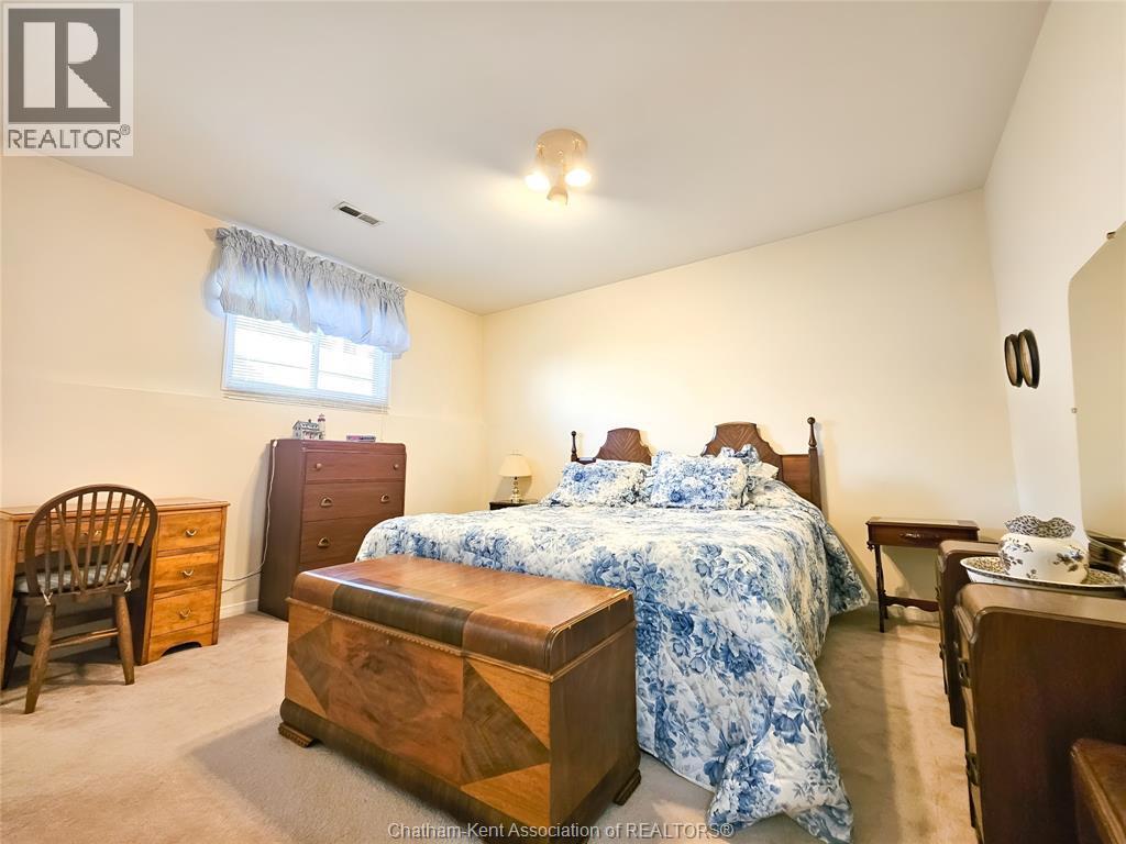 Photo 31 of 8 Lancefield Place, Chatham ON