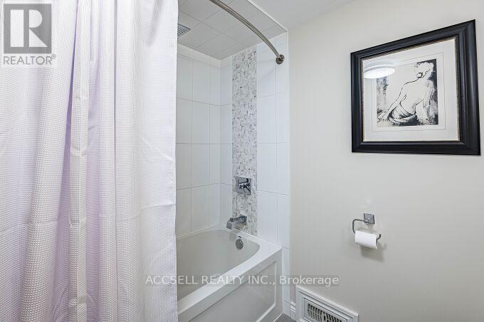 Photo 37 of 6785 Snow Goose Lane, Mississauga ON