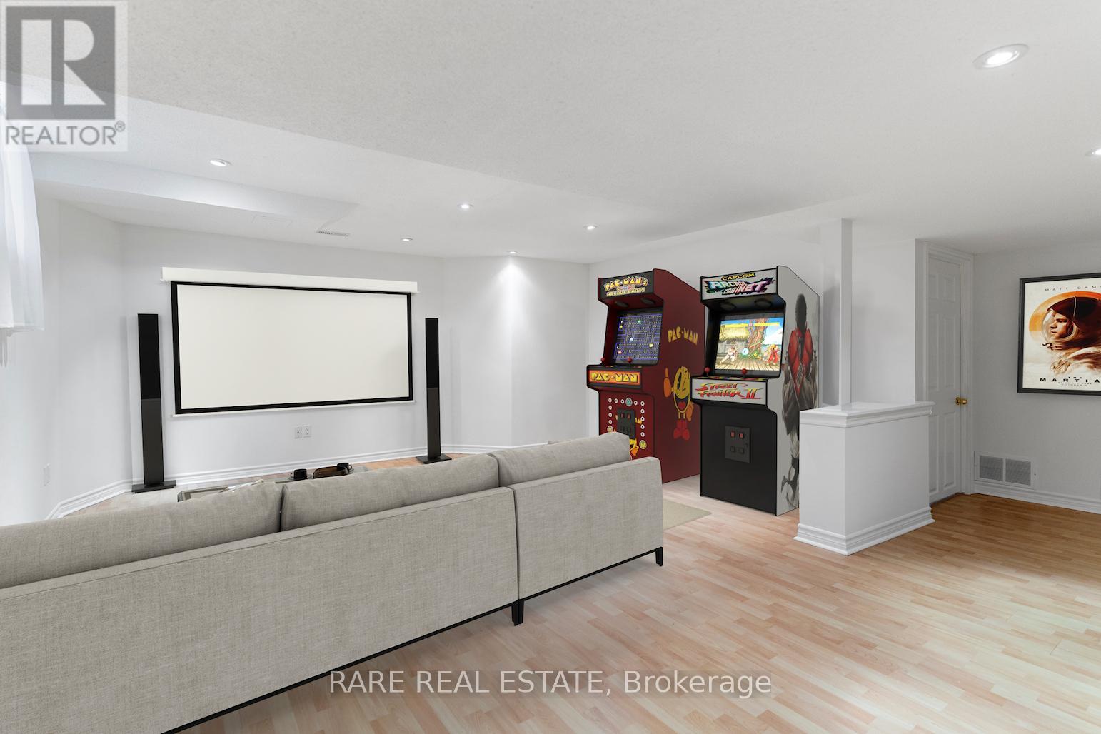 Photo 32 of 295 Stonebridge Drive, Markham ON