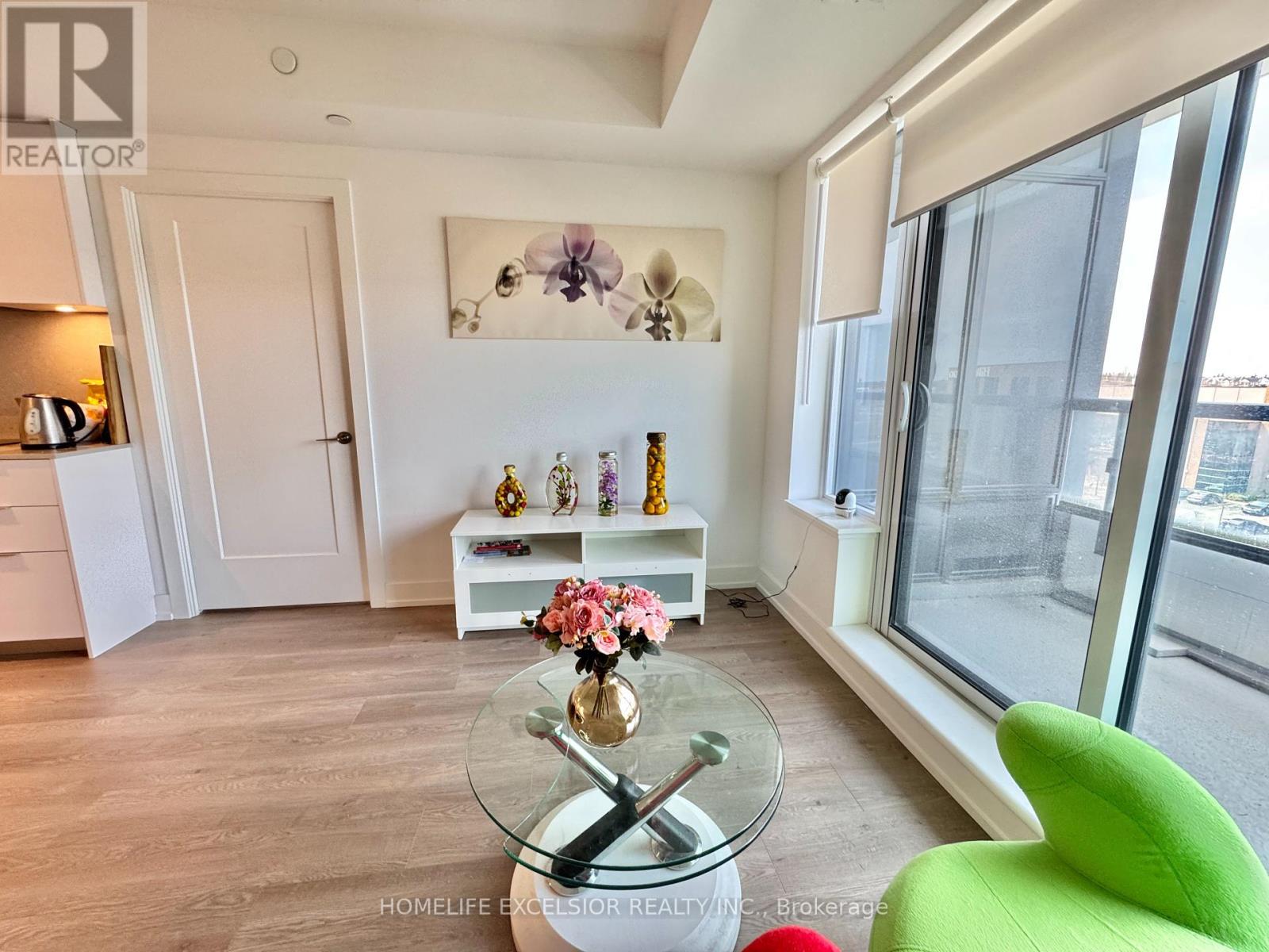 Photo 7 of 711 9 Clegg Road, Markham ON