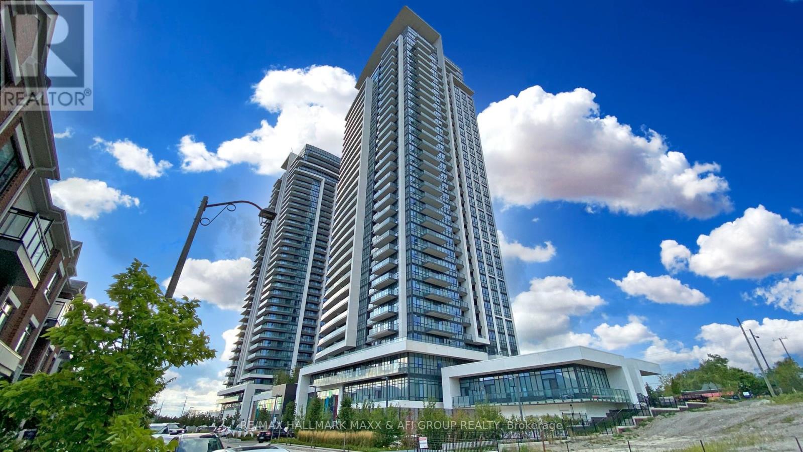 Photo 1 of 3506 12 Gandhi Lane, Markham ON