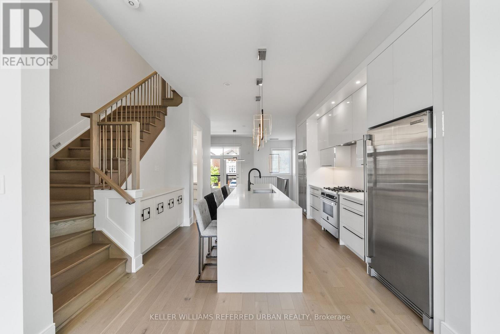 Photo 16 of 147 Lebovic Campus Drive, Vaughan ON