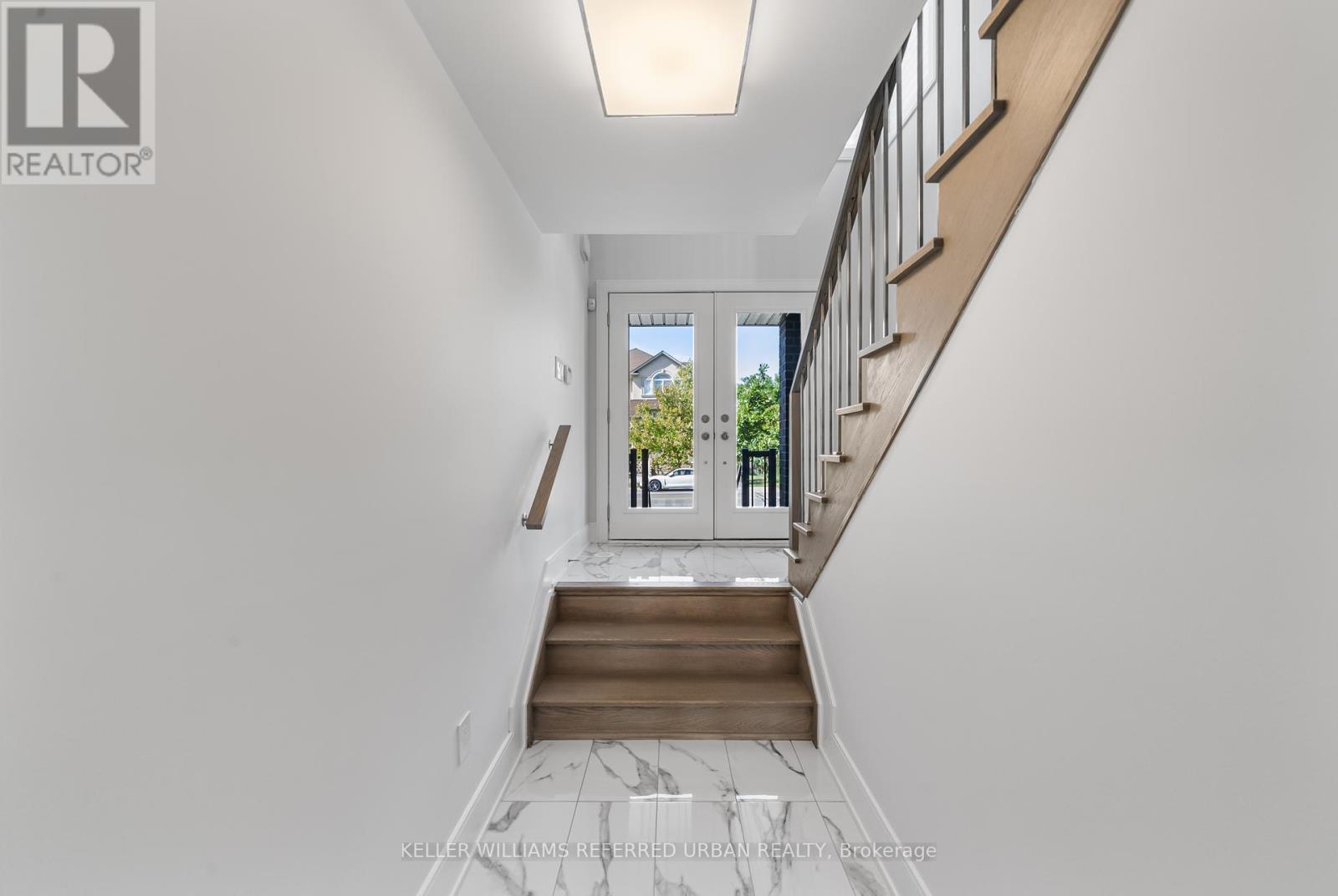 Photo 4 of 147 Lebovic Campus Drive, Vaughan ON