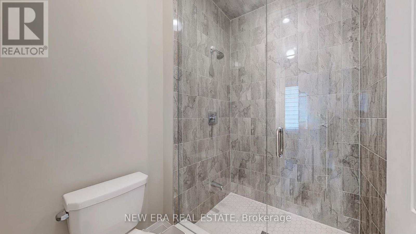 Photo 33 of 187 Purple Creek Road, Vaughan ON