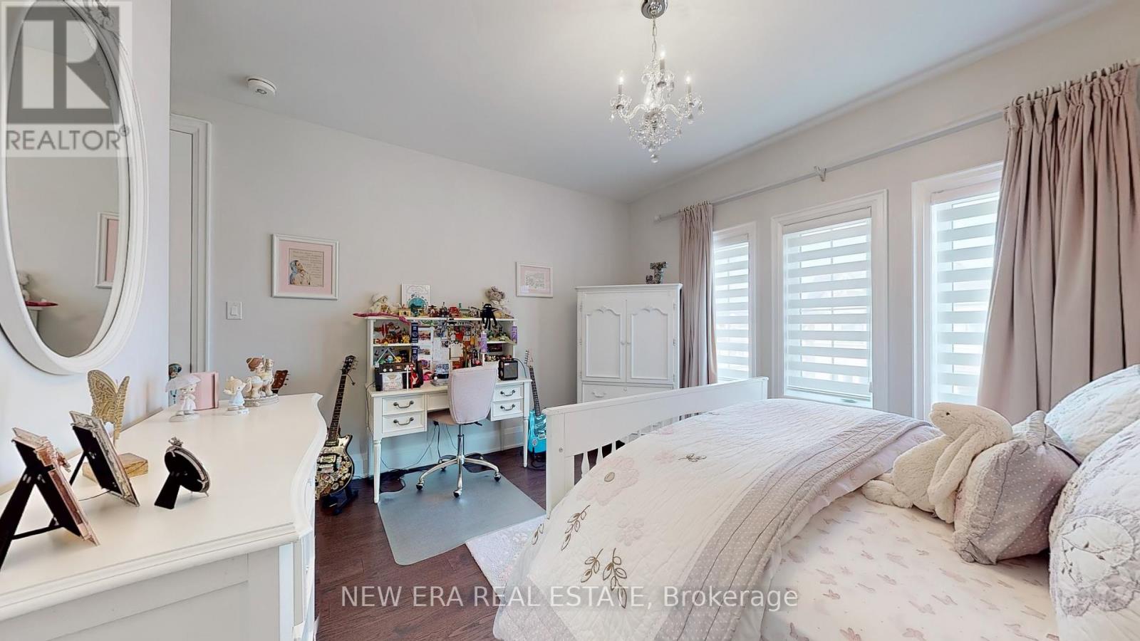 Photo 36 of 187 Purple Creek Road, Vaughan ON
