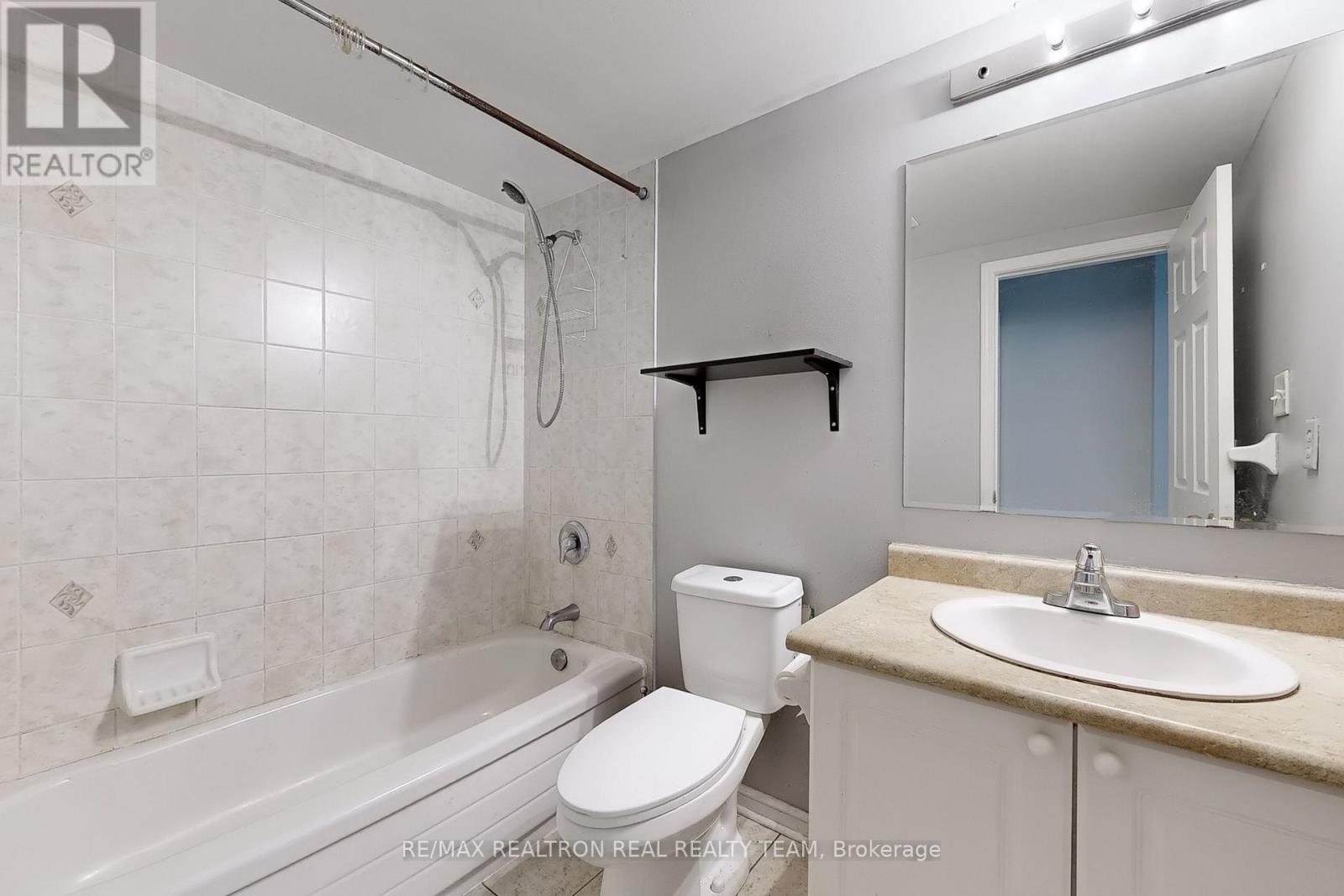 Photo 18 of Unit B 3 8892 Sheppard Avenue E, Toronto ON