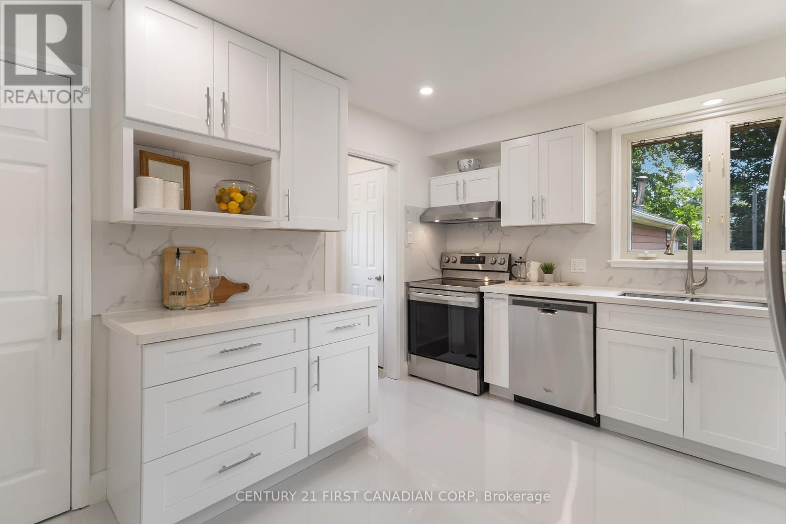 Photo 7 of 1645 Estevan Road, London North ON