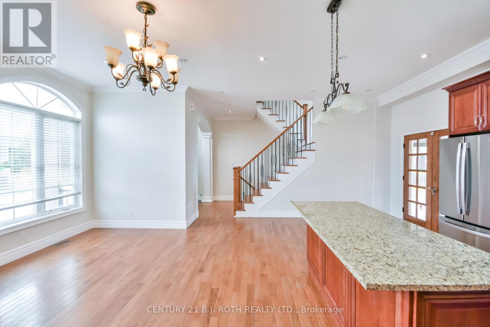 Photo 16 of 16 Gray Lane, Barrie ON