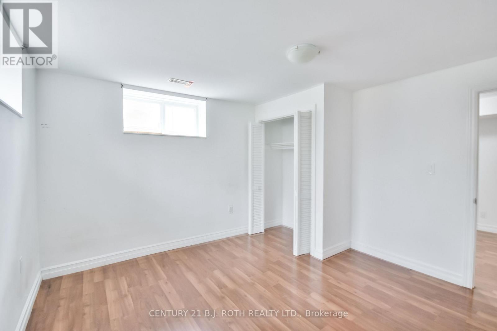 Photo 36 of 16 Gray Lane, Barrie ON