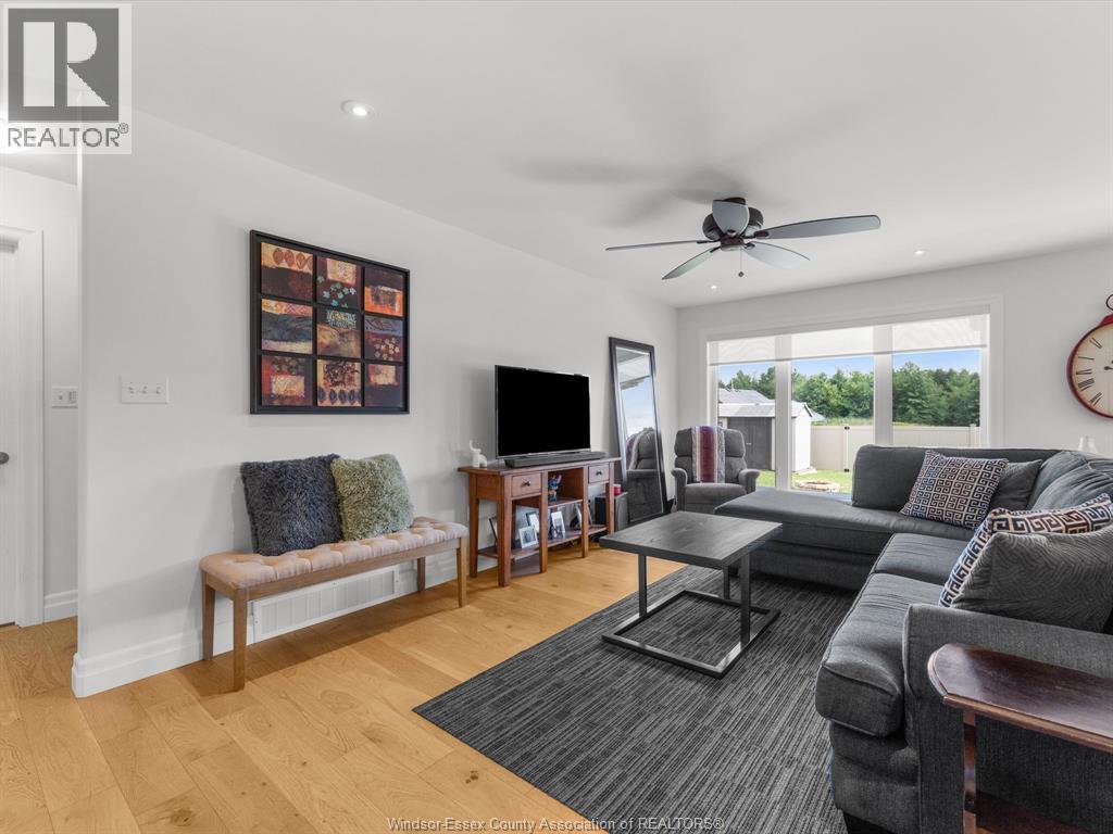 Photo 13 of 11 Joaney Lane, Cottam ON