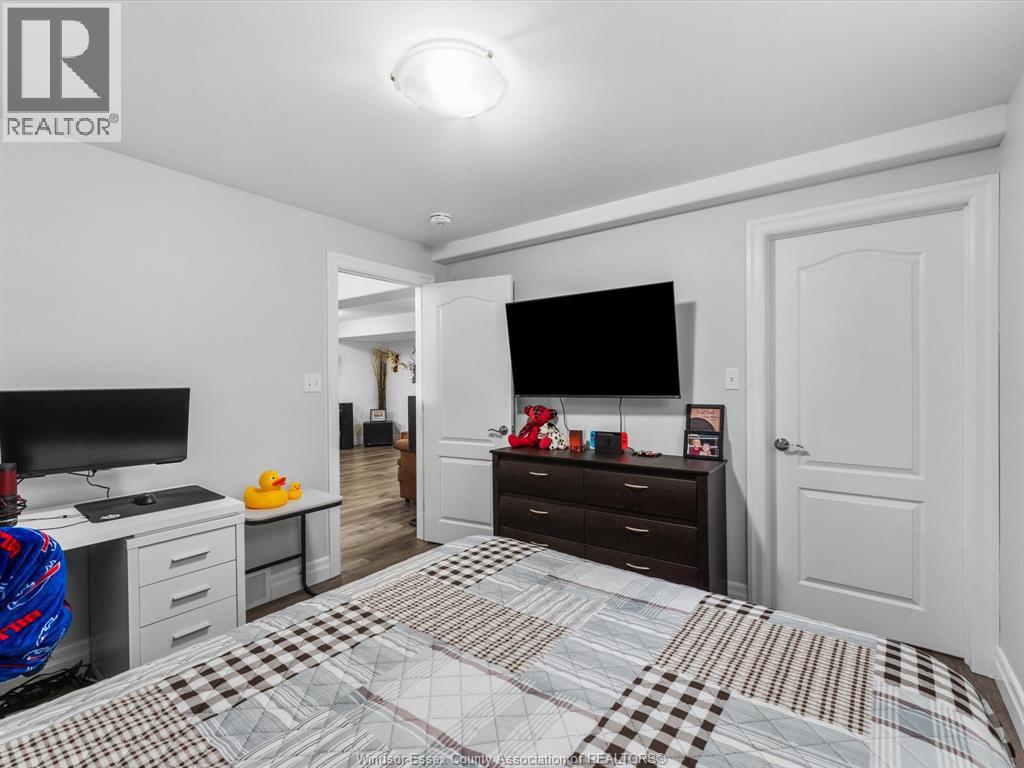 Photo 31 of 11 Joaney Lane, Cottam ON