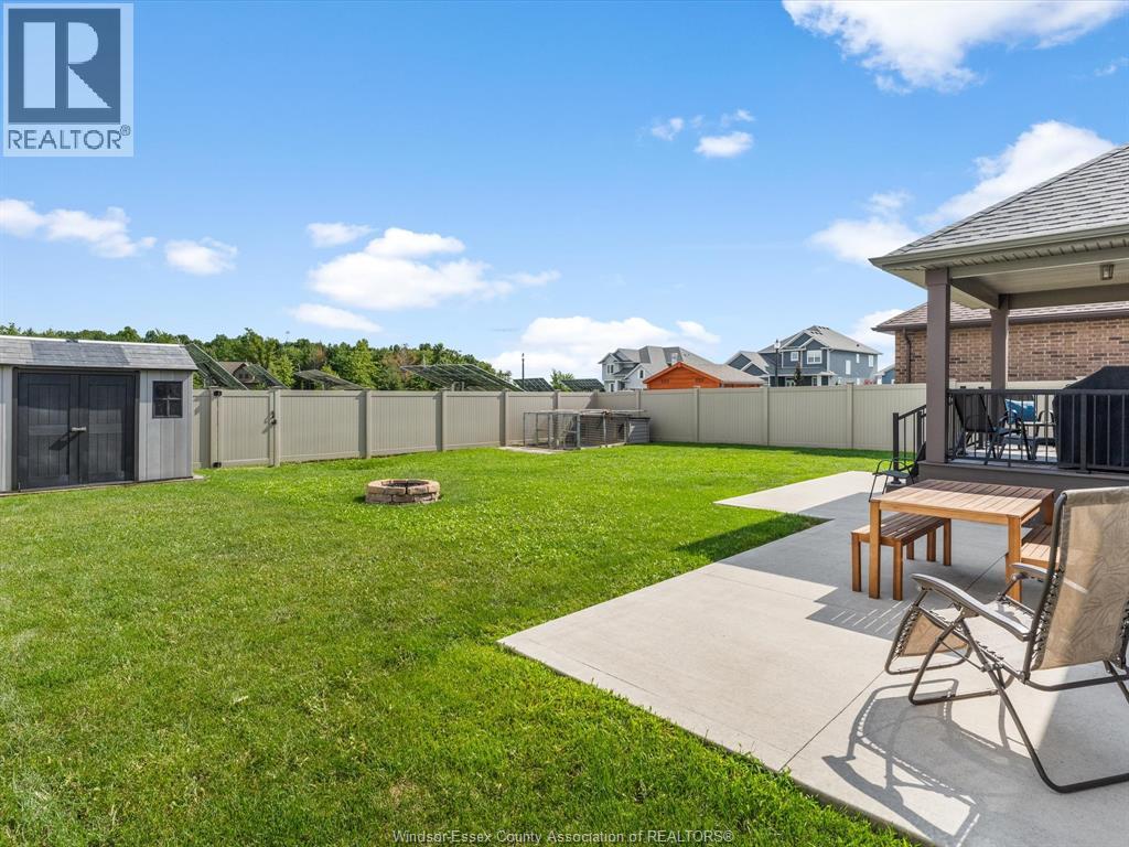 Photo 38 of 11 Joaney Lane, Cottam ON