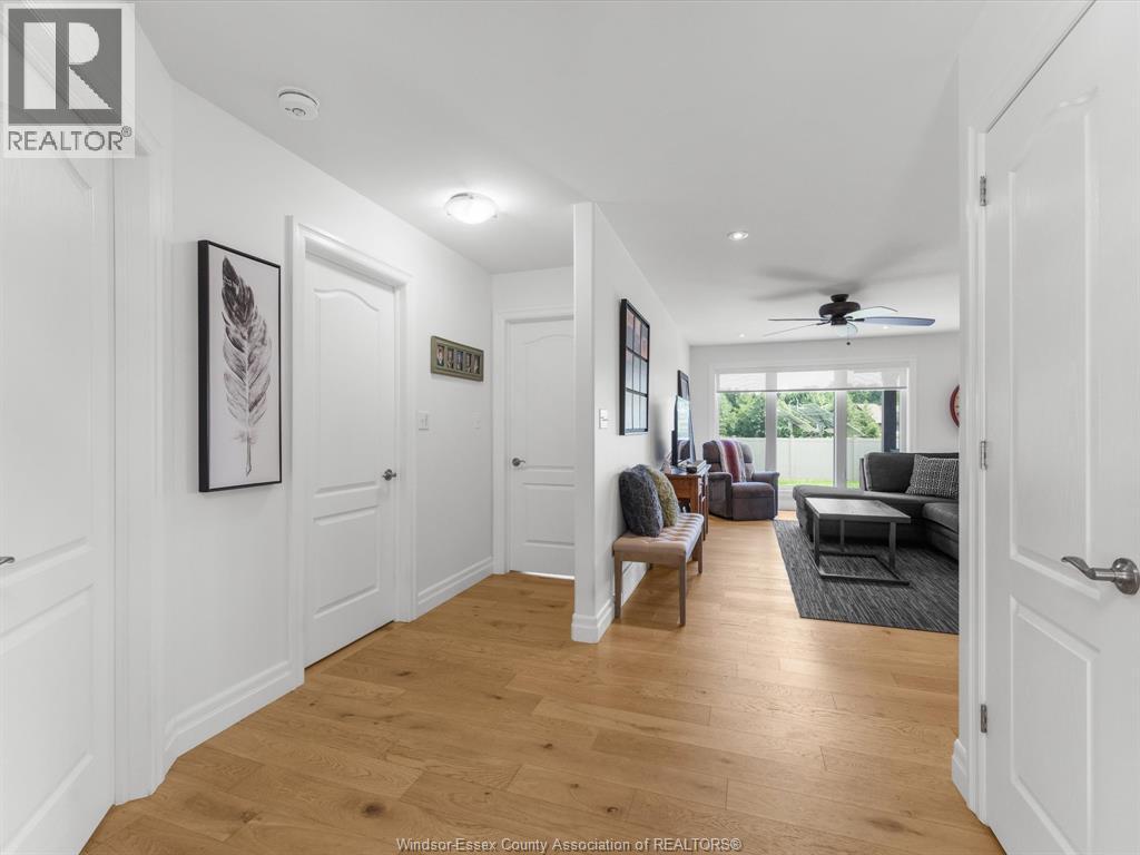 Photo 4 of 11 Joaney Lane, Cottam ON