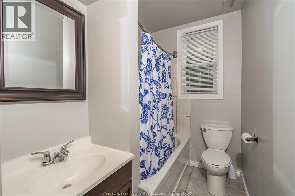 Photo 21 of 269 Josephine Avenue, Windsor ON