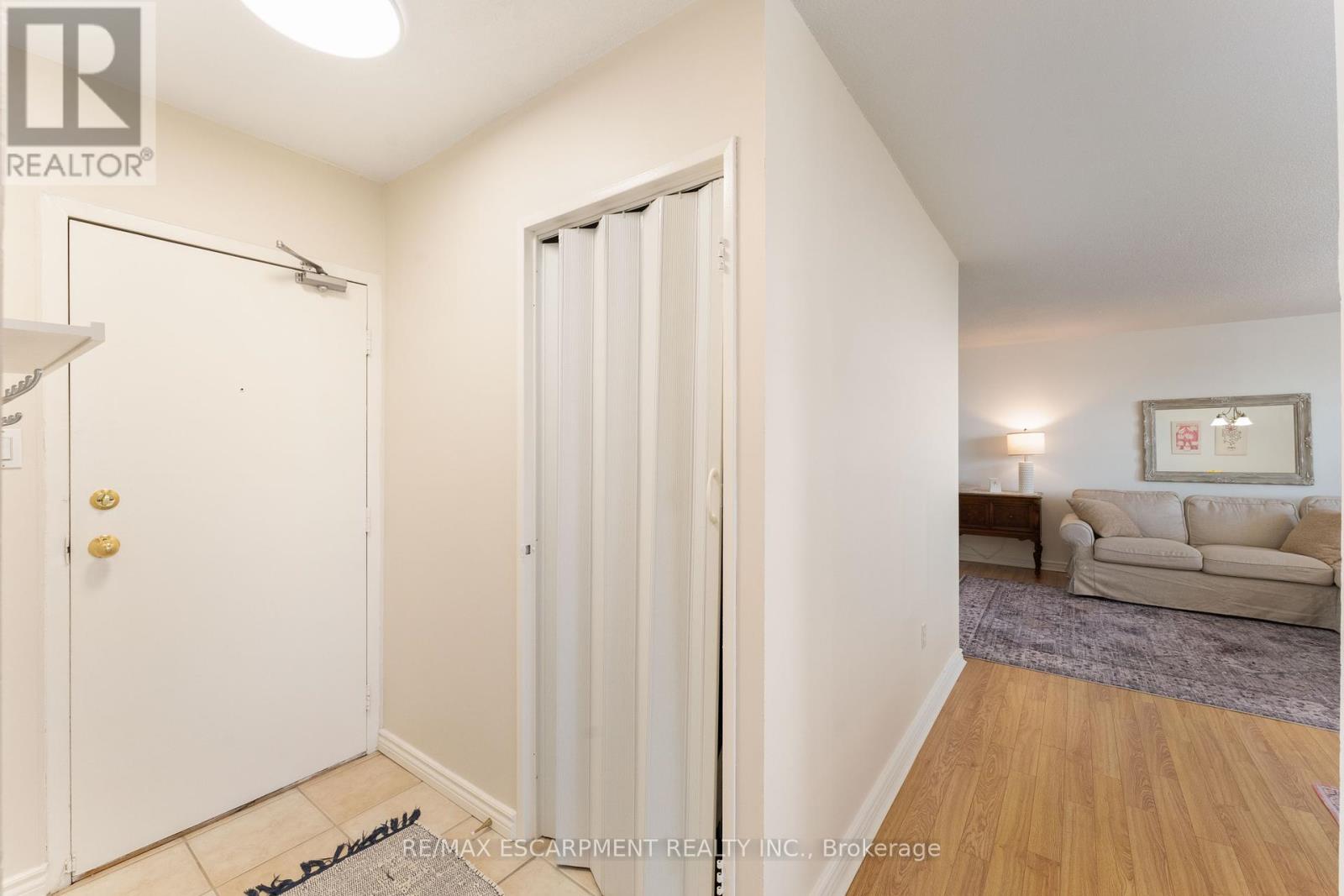 Photo 14 of 1103 700 Dynes Road, Burlington ON
