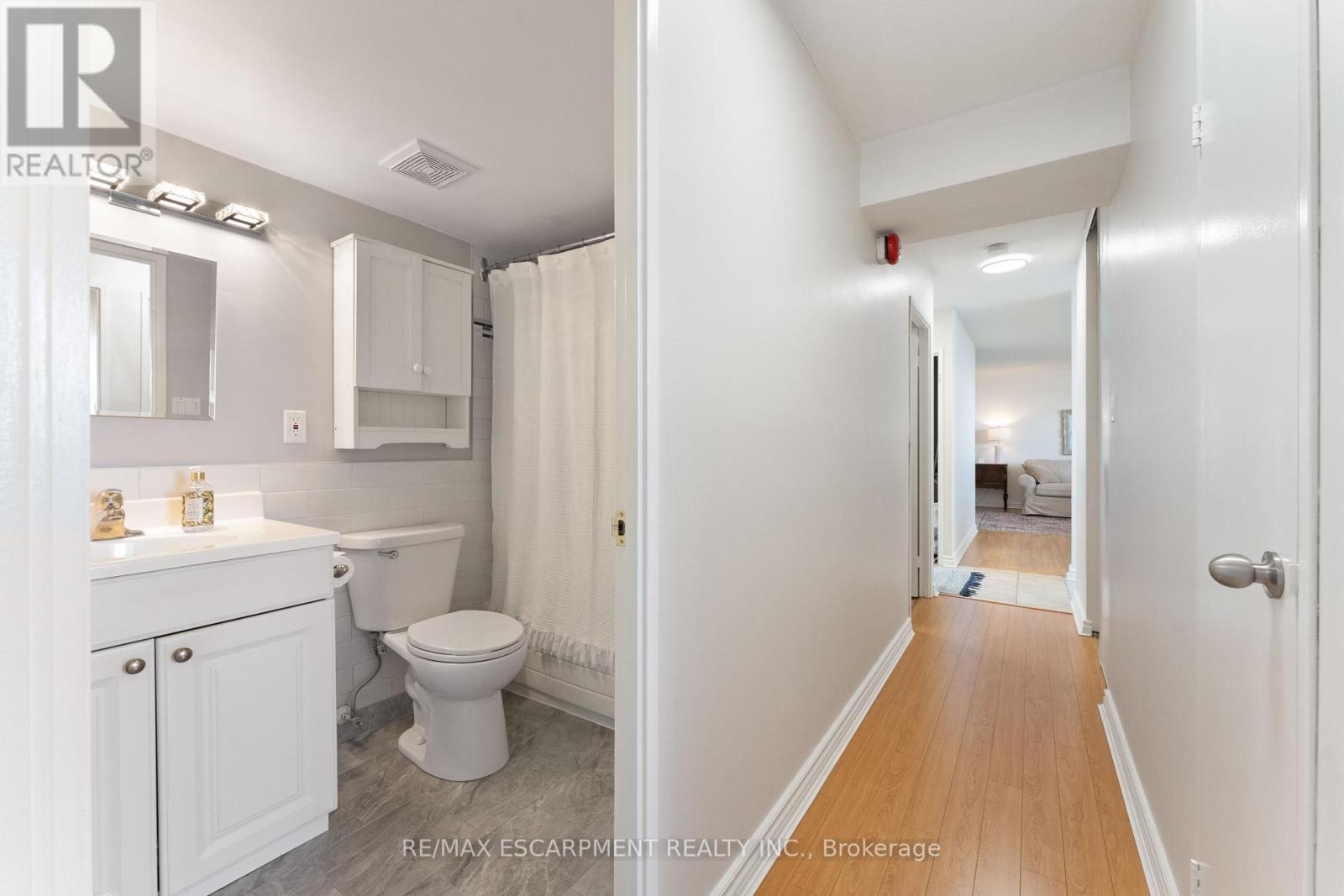 Photo 36 of 1103 700 Dynes Road, Burlington ON