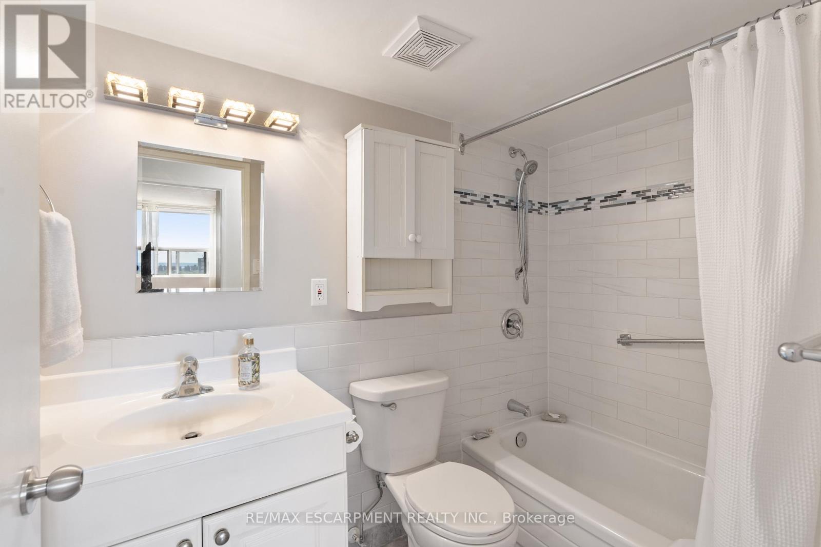 Photo 37 of 1103 700 Dynes Road, Burlington ON
