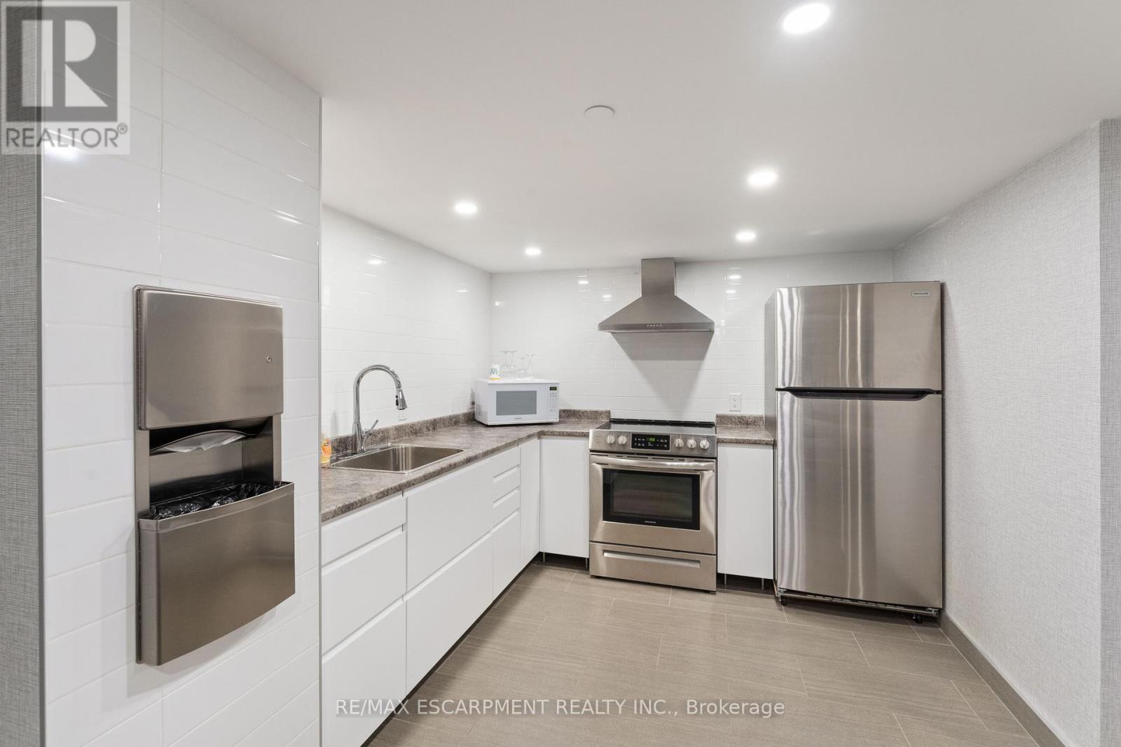 Photo 43 of 1103 700 Dynes Road, Burlington ON
