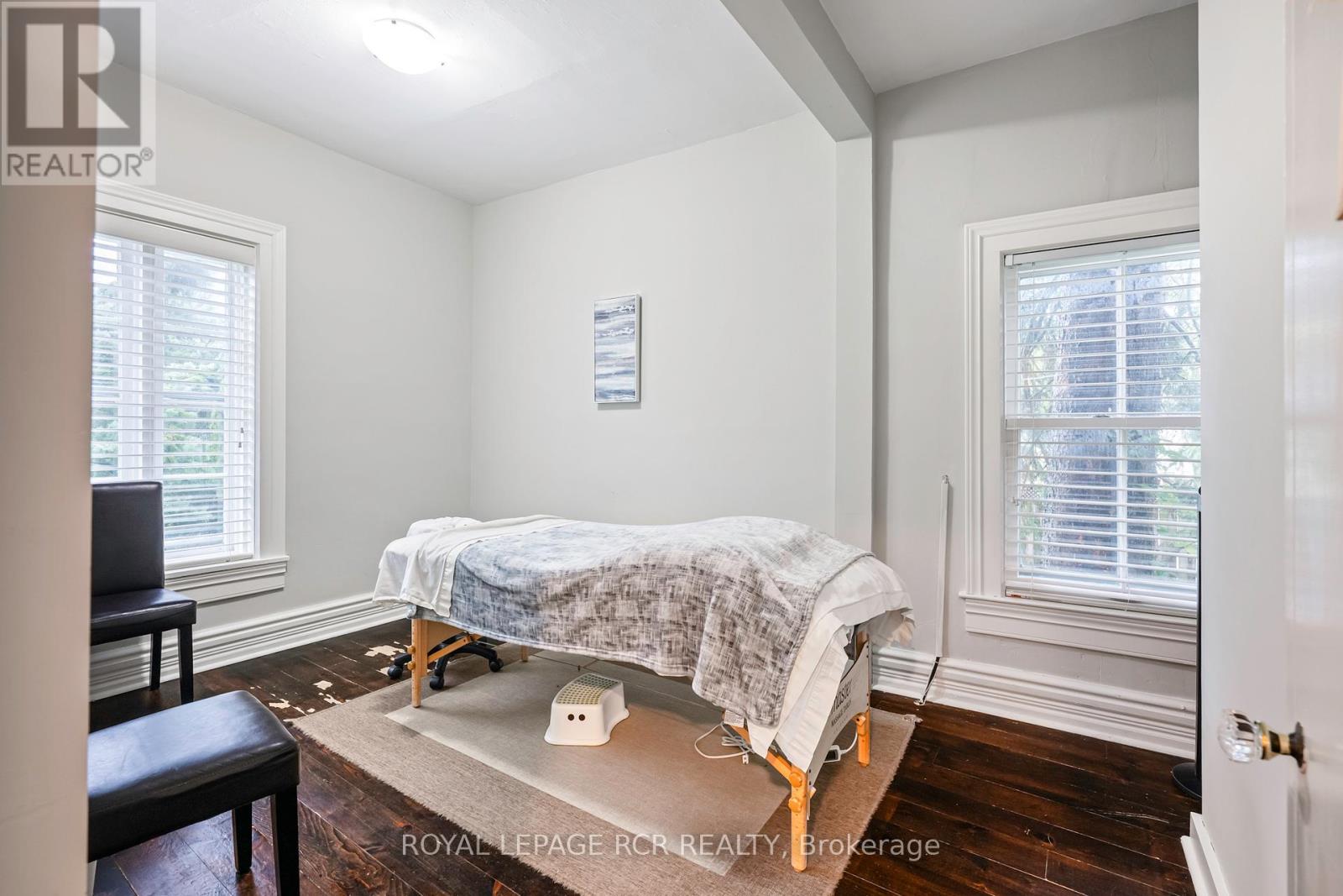 Photo 31 of 11 First Street, Orangeville ON