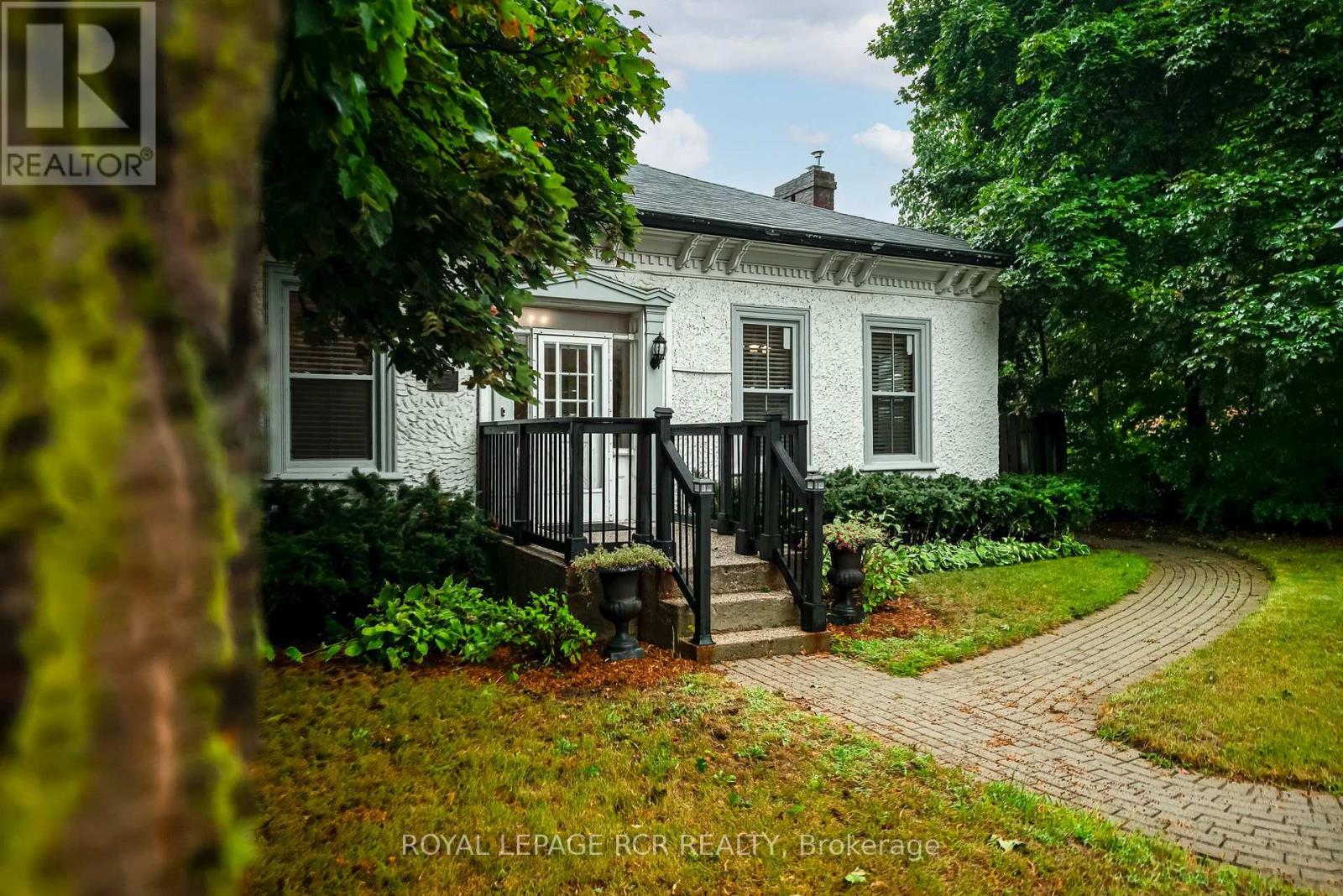 Photo 4 of 11 First Street, Orangeville ON
