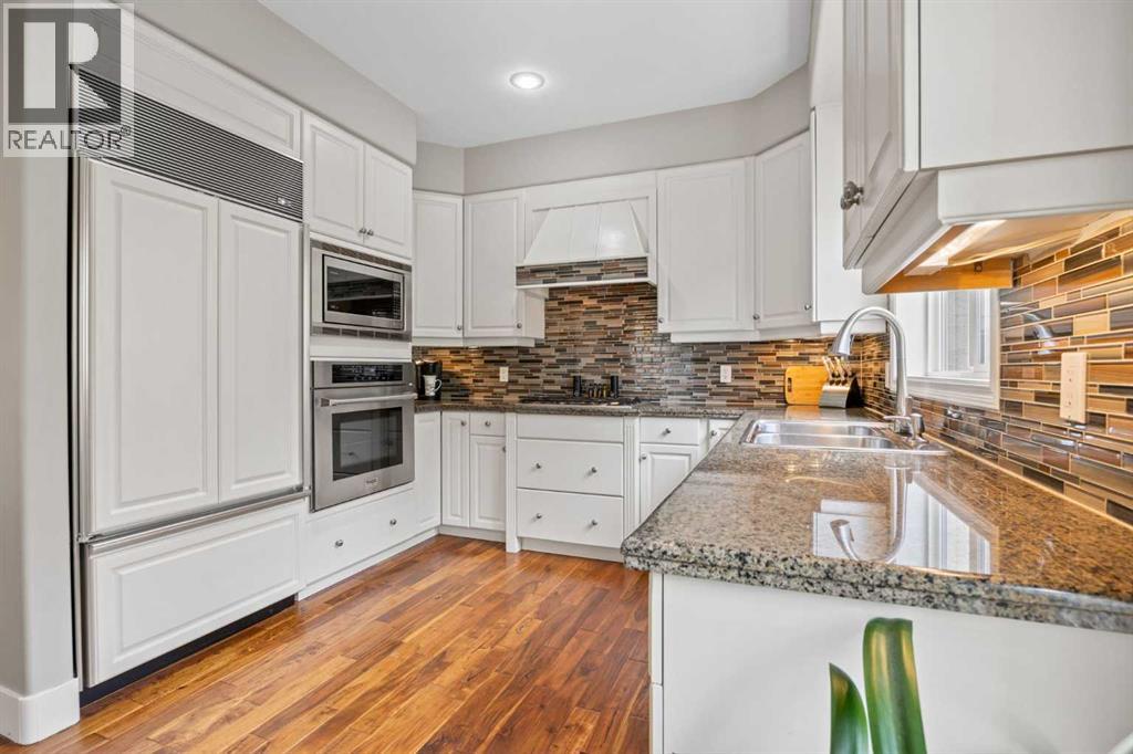 Photo 17 of 19 Sierra Morena Landing Sw, Calgary AB