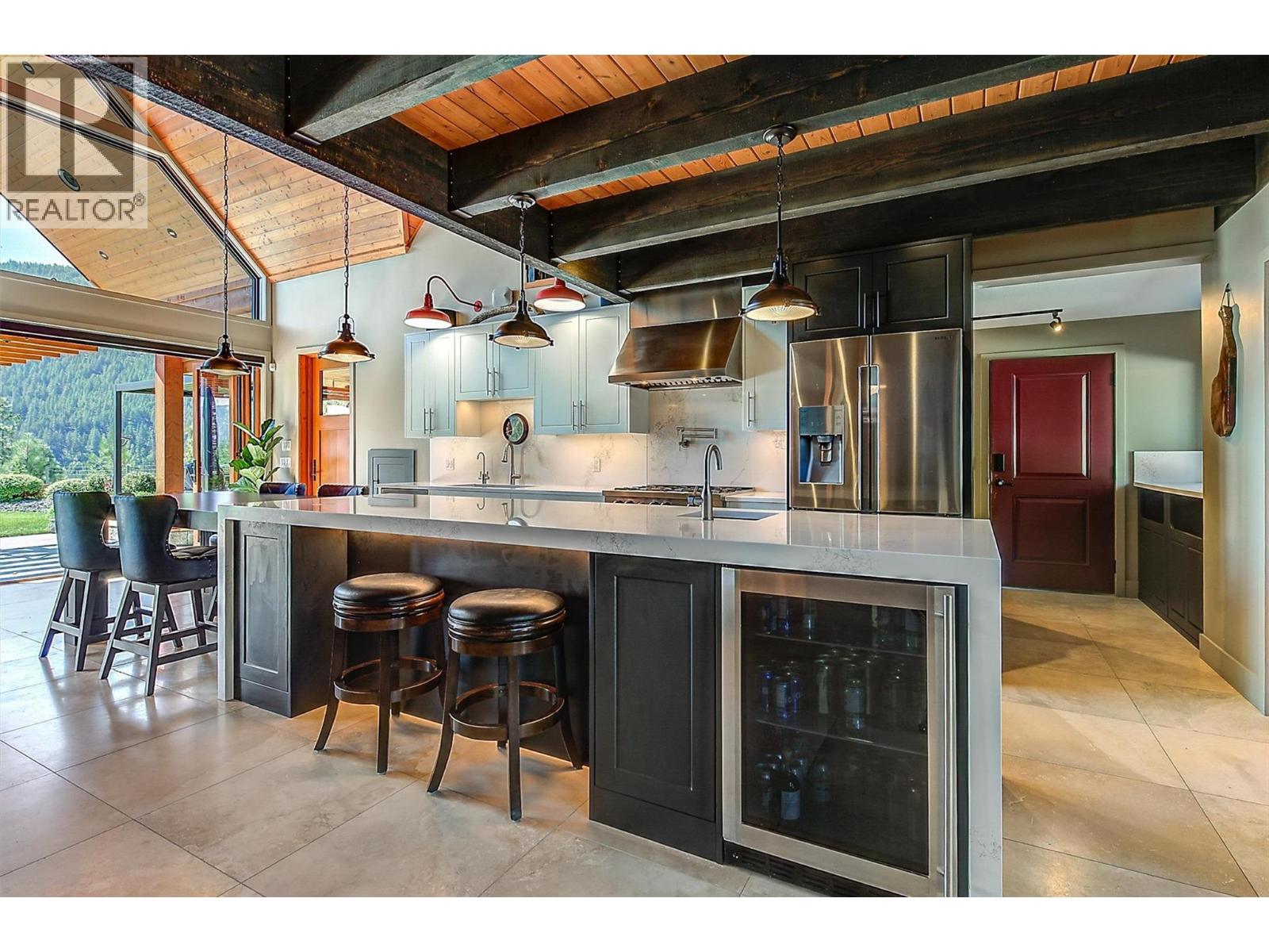  4495 Maxwell Road, Peachland