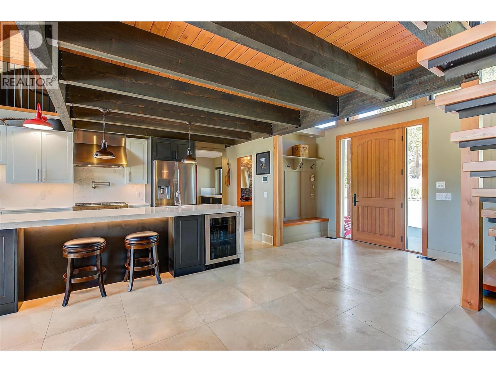  4495 Maxwell Road, Peachland