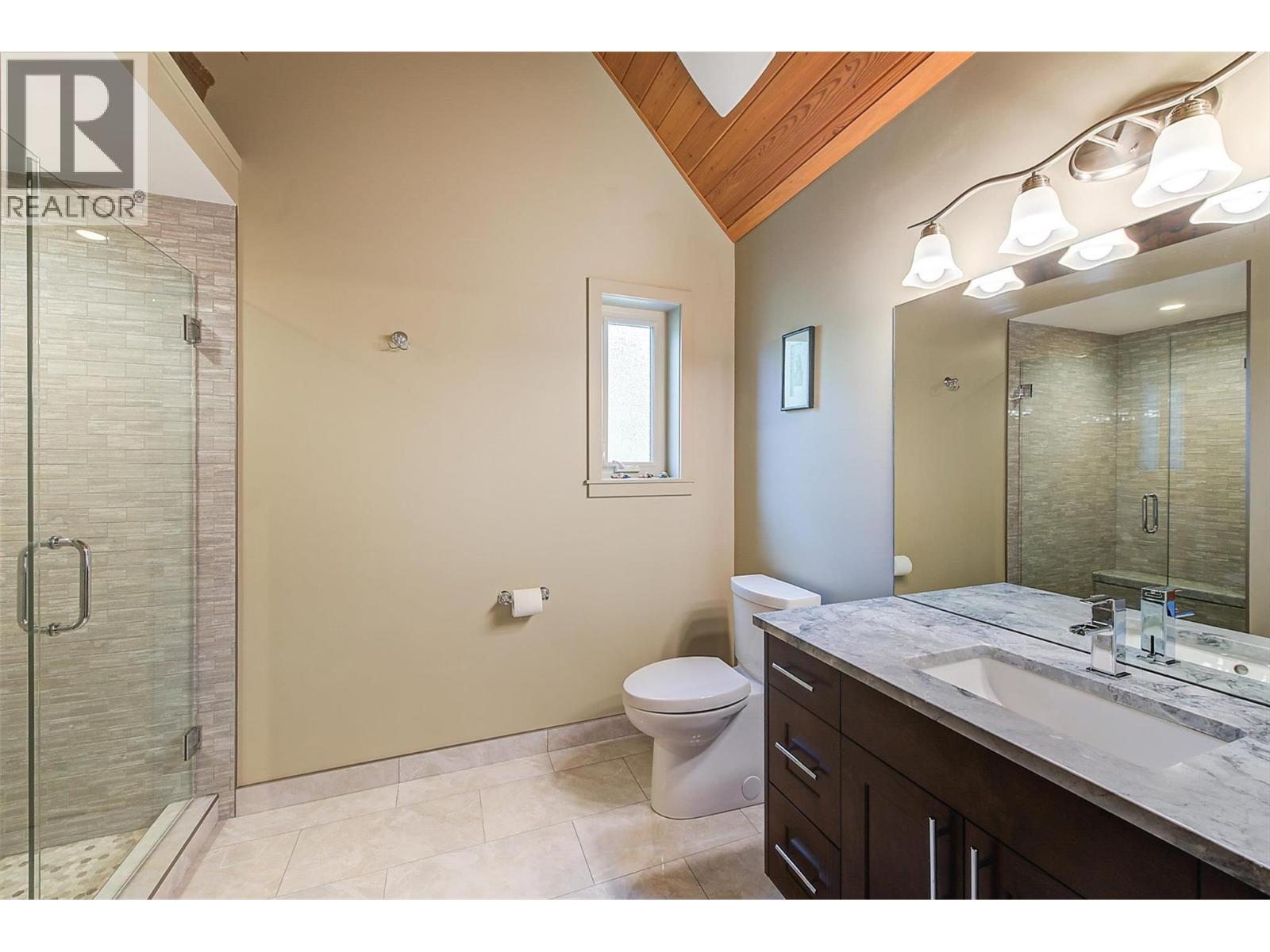  4495 Maxwell Road, Peachland