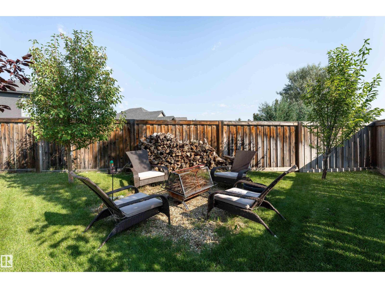 Photo 15 of 18 Elm St, Fort Saskatchewan AB