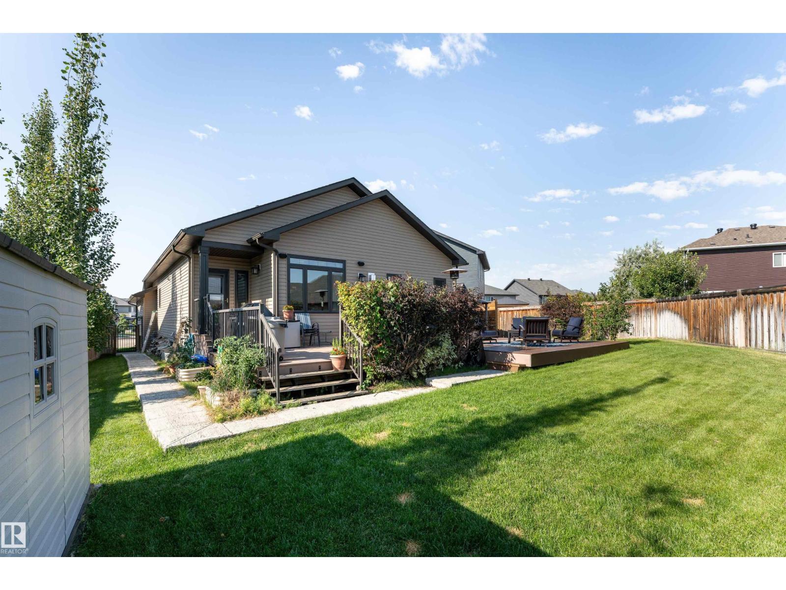 Photo 16 of 18 Elm St, Fort Saskatchewan AB