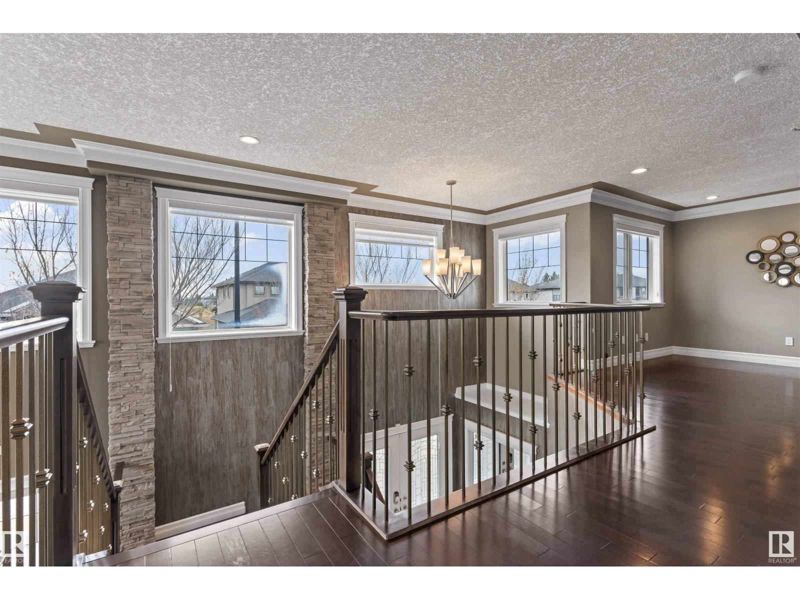 Photo 23 of 1254 Adamson Dr Sw, Edmonton AB