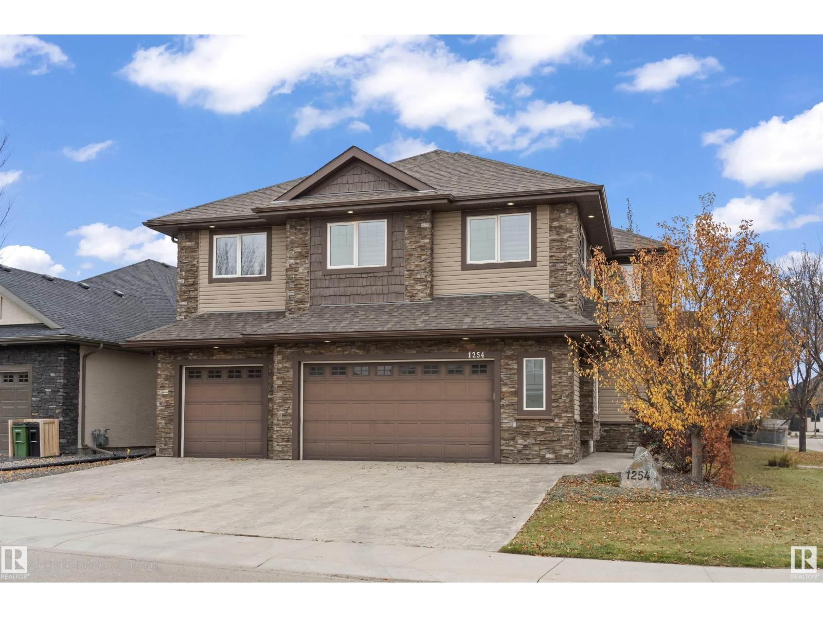 Photo 3 of 1254 Adamson Dr Sw, Edmonton AB