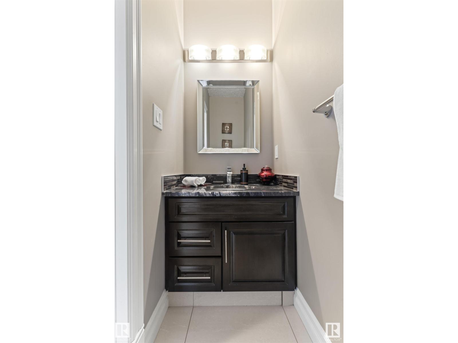 Photo 37 of 1254 Adamson Dr Sw, Edmonton AB