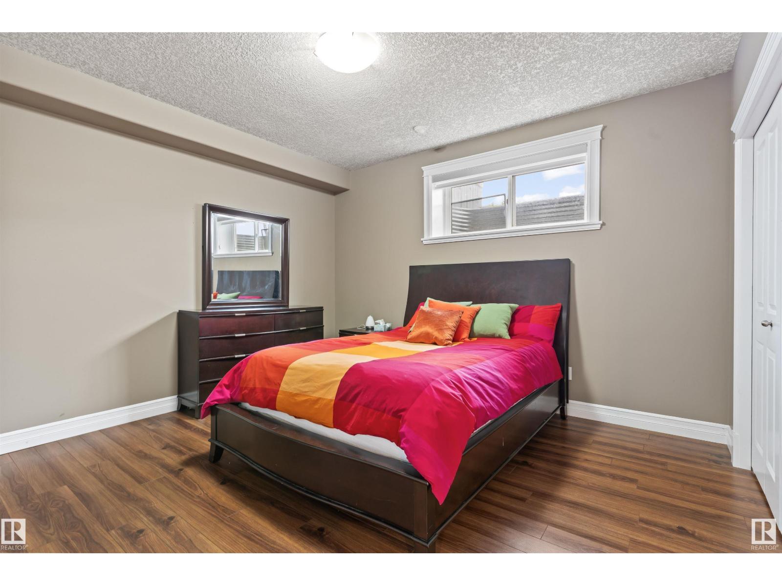Photo 51 of 1254 Adamson Dr Sw, Edmonton AB