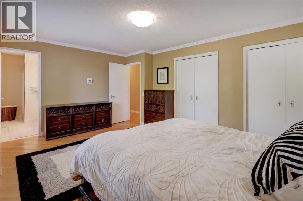 Photo 19 of 512 129 Avenue Se, Calgary AB