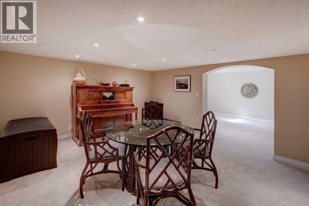 Photo 33 of 512 129 Avenue Se, Calgary AB