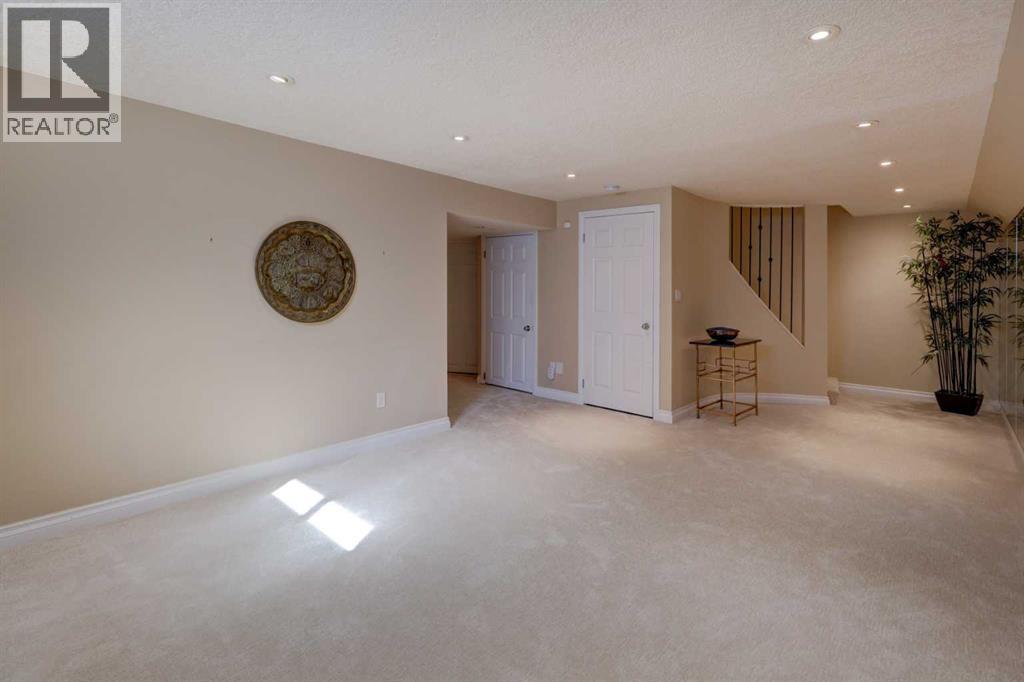 Photo 31 of 512 129 Avenue Se, Calgary AB