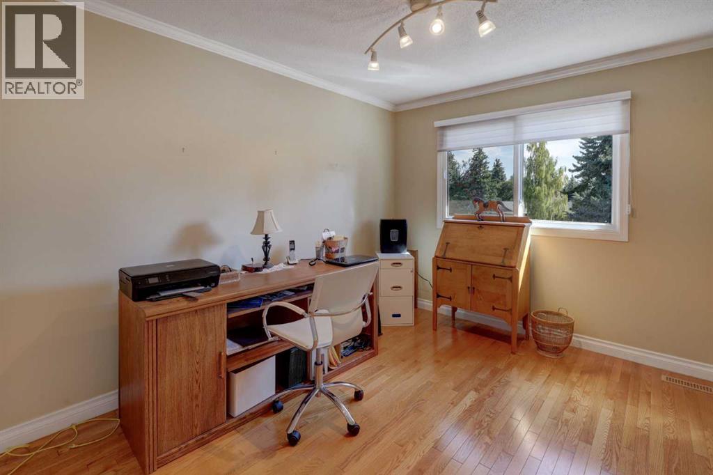 Photo 24 of 512 129 Avenue Se, Calgary AB