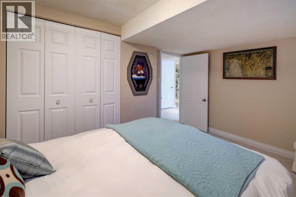 Photo 36 of 512 129 Avenue Se, Calgary AB